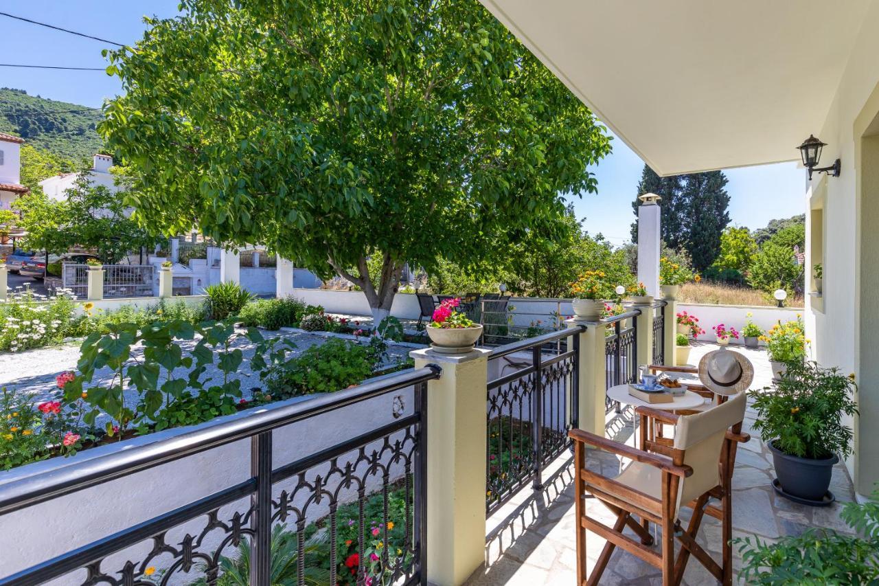 Casa Mia - 5 Min From Stafilos Beach Skopelos Town Exterior photo